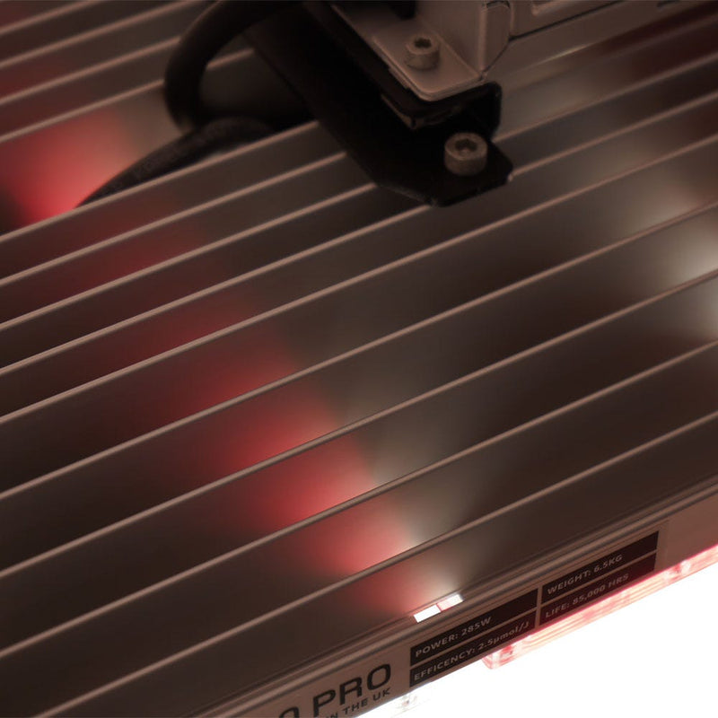 Telos 10 Pro LED Grow Light - Heat sink detail